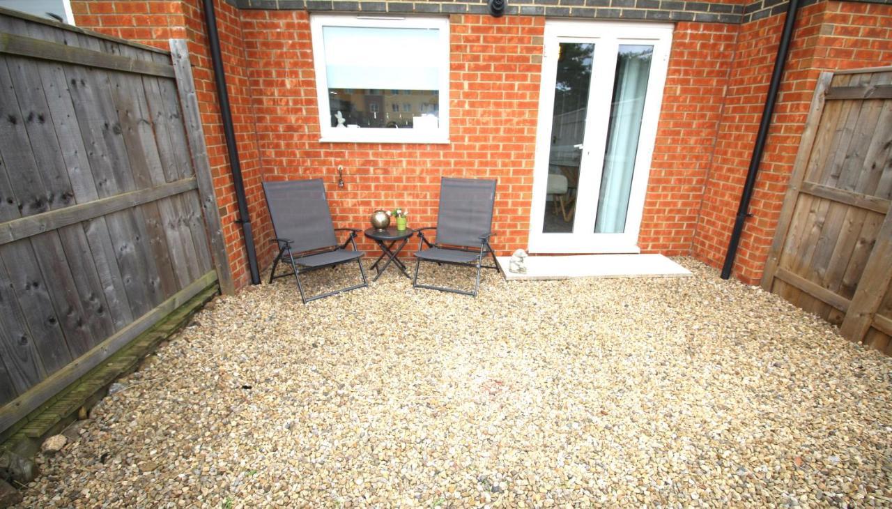 Ashington - 2 Bedroom House - Beautifully Decorated & Furnished - Large Garden 외부 사진