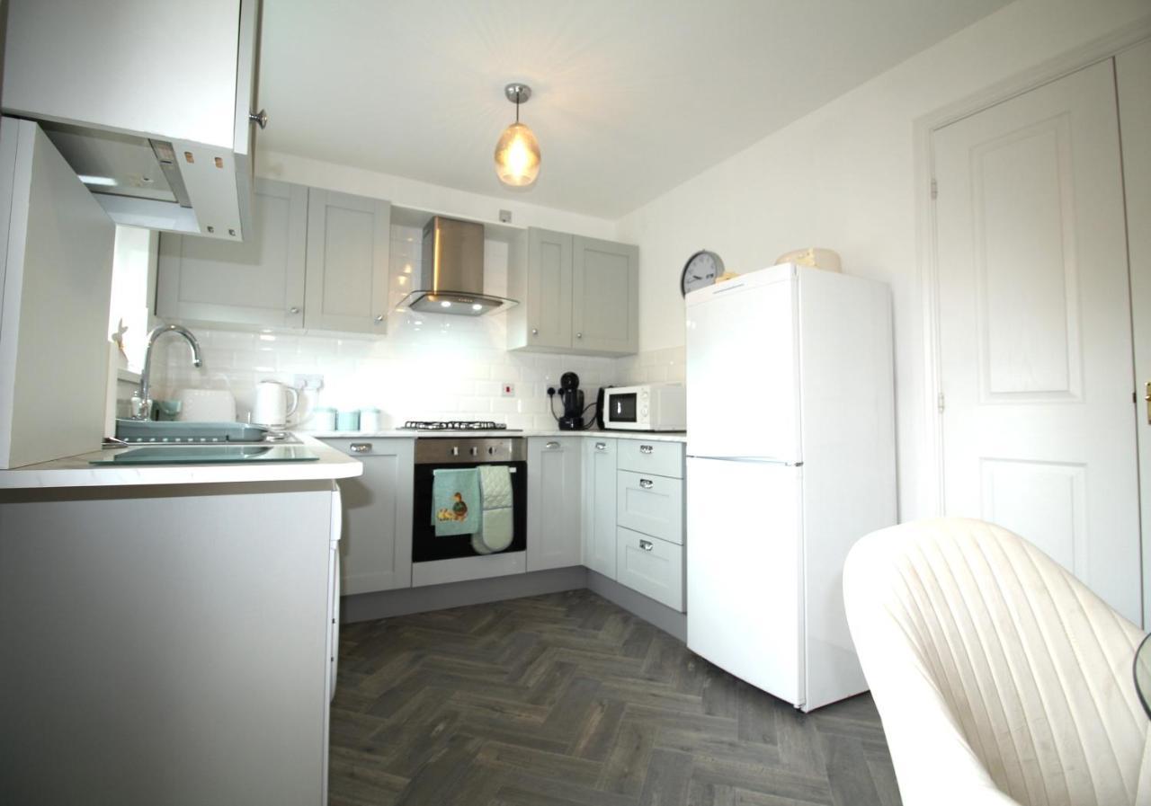 Ashington - 2 Bedroom House - Beautifully Decorated & Furnished - Large Garden 외부 사진